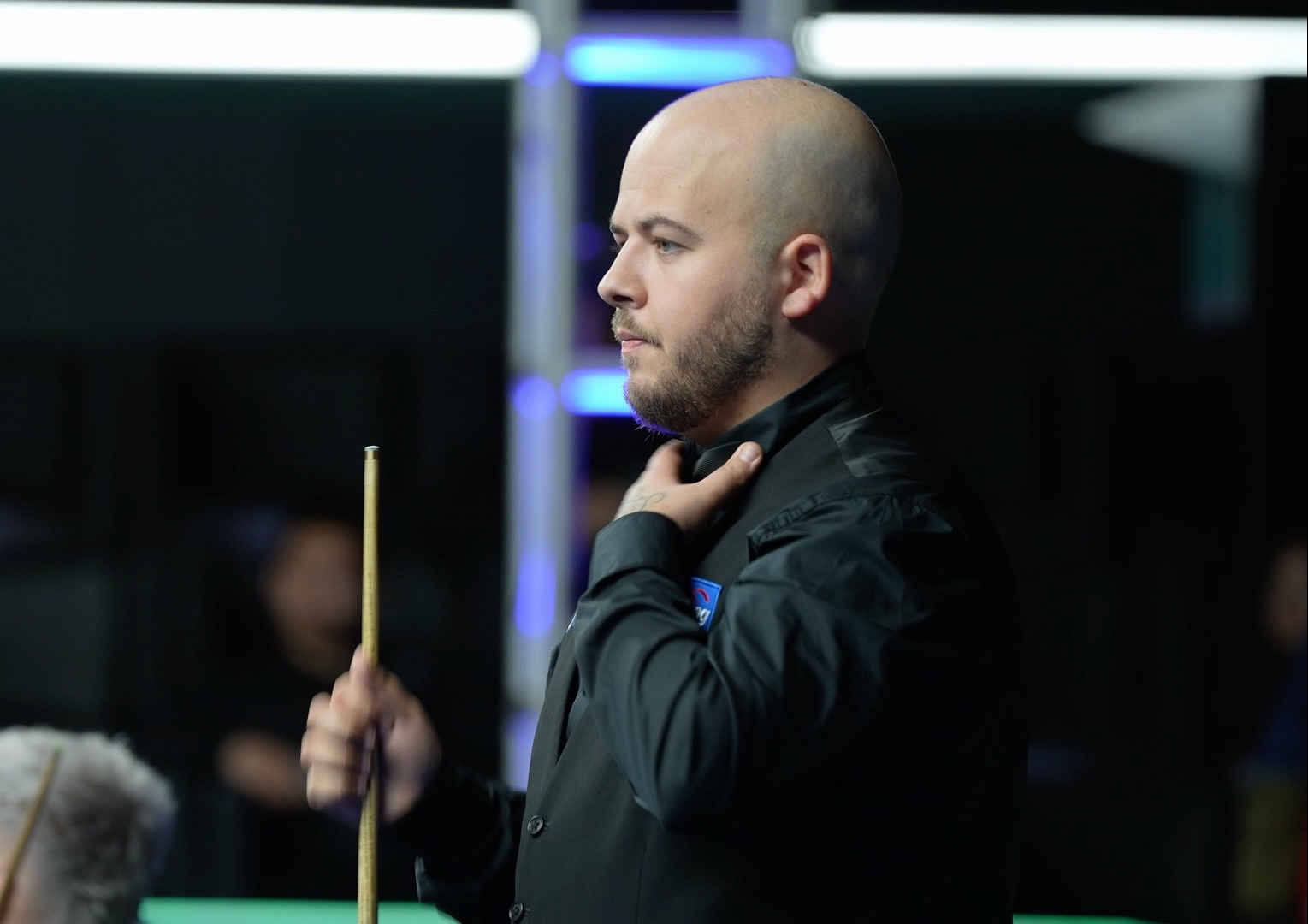 毛里斯以其 毛里斯以其